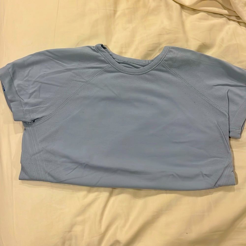 Athleta Girl Power Up T Shirt - size 10-12